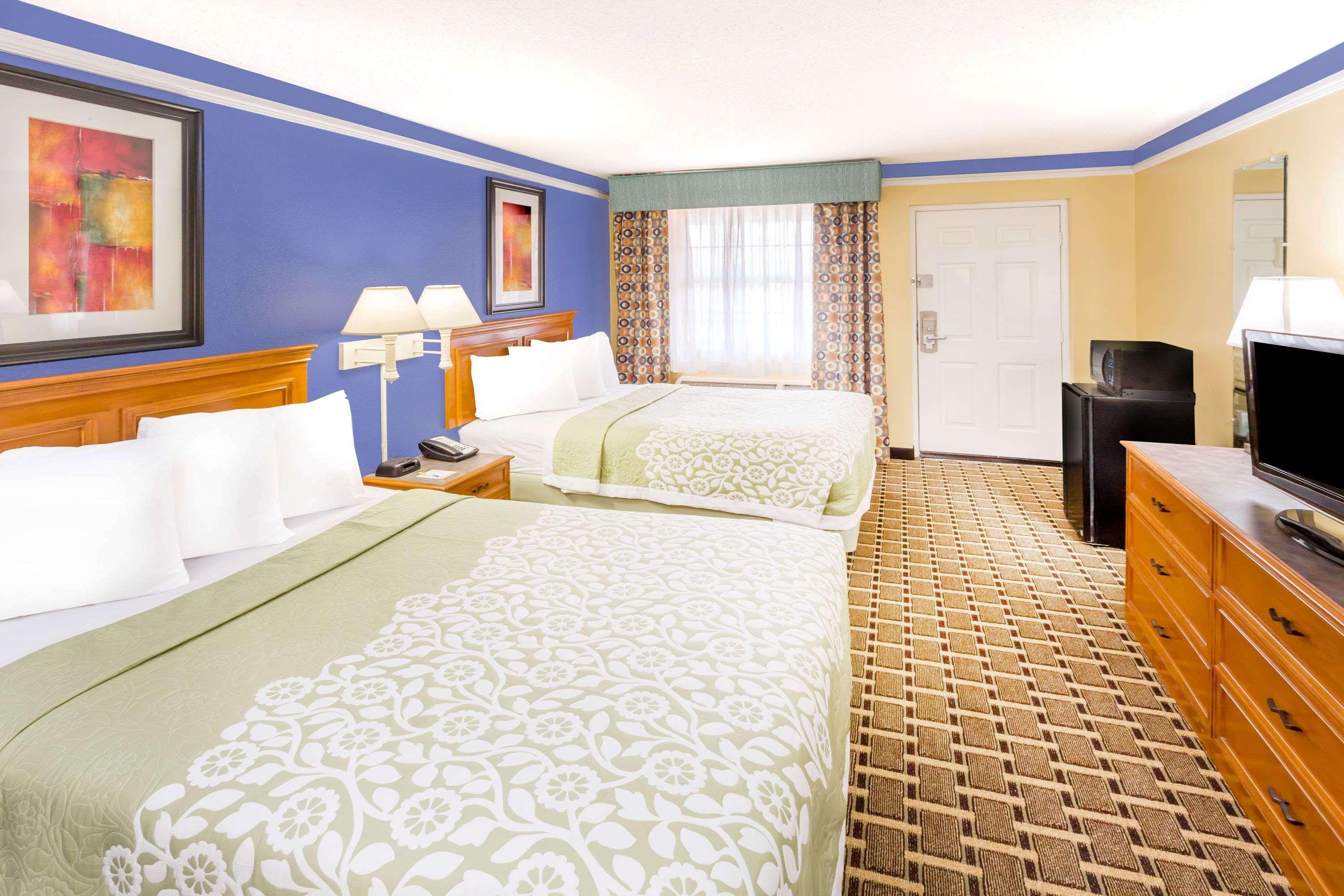 Days Inn By Wyndham Little Rock/Medical Center Екстер'єр фото